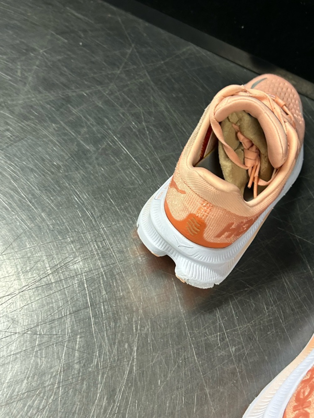 Hoka Kawana Size 5 Women - Picture 6 of 11